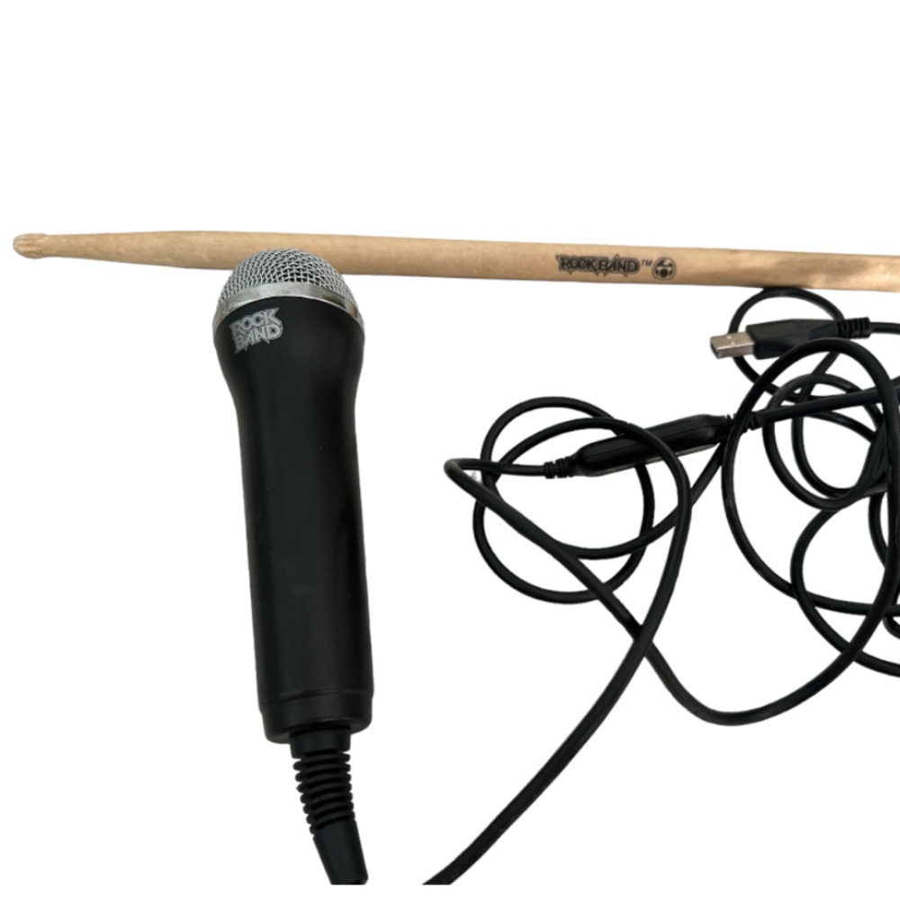 Rock Band Logitech Microphone (model: E-UR20) & 1 Drum Stick (Xbox 360/PS2)
